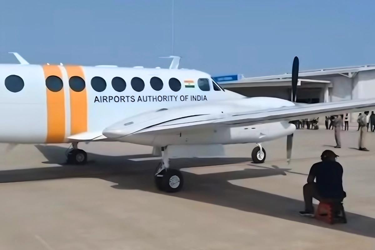 aircraft-landing-at-dholera-airport-by-airports-authority-of-india
