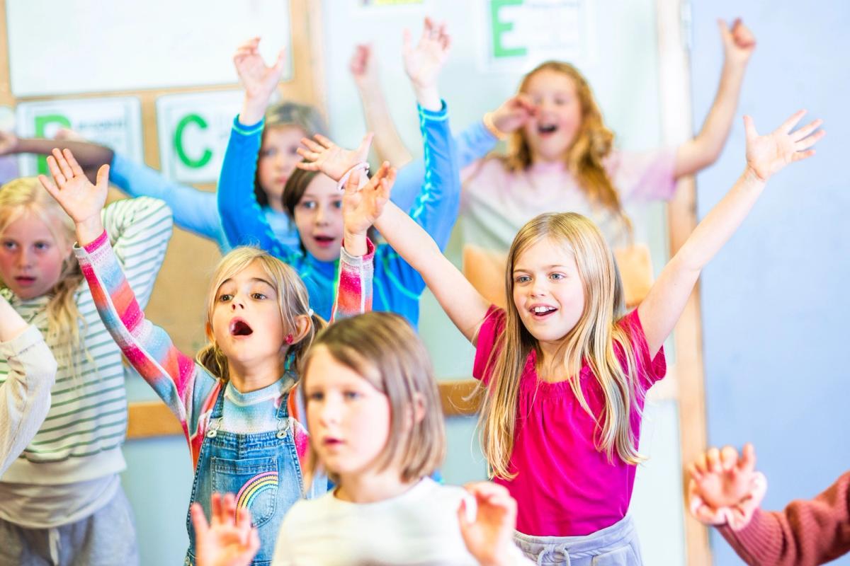 Elever synger som del av undervisningen