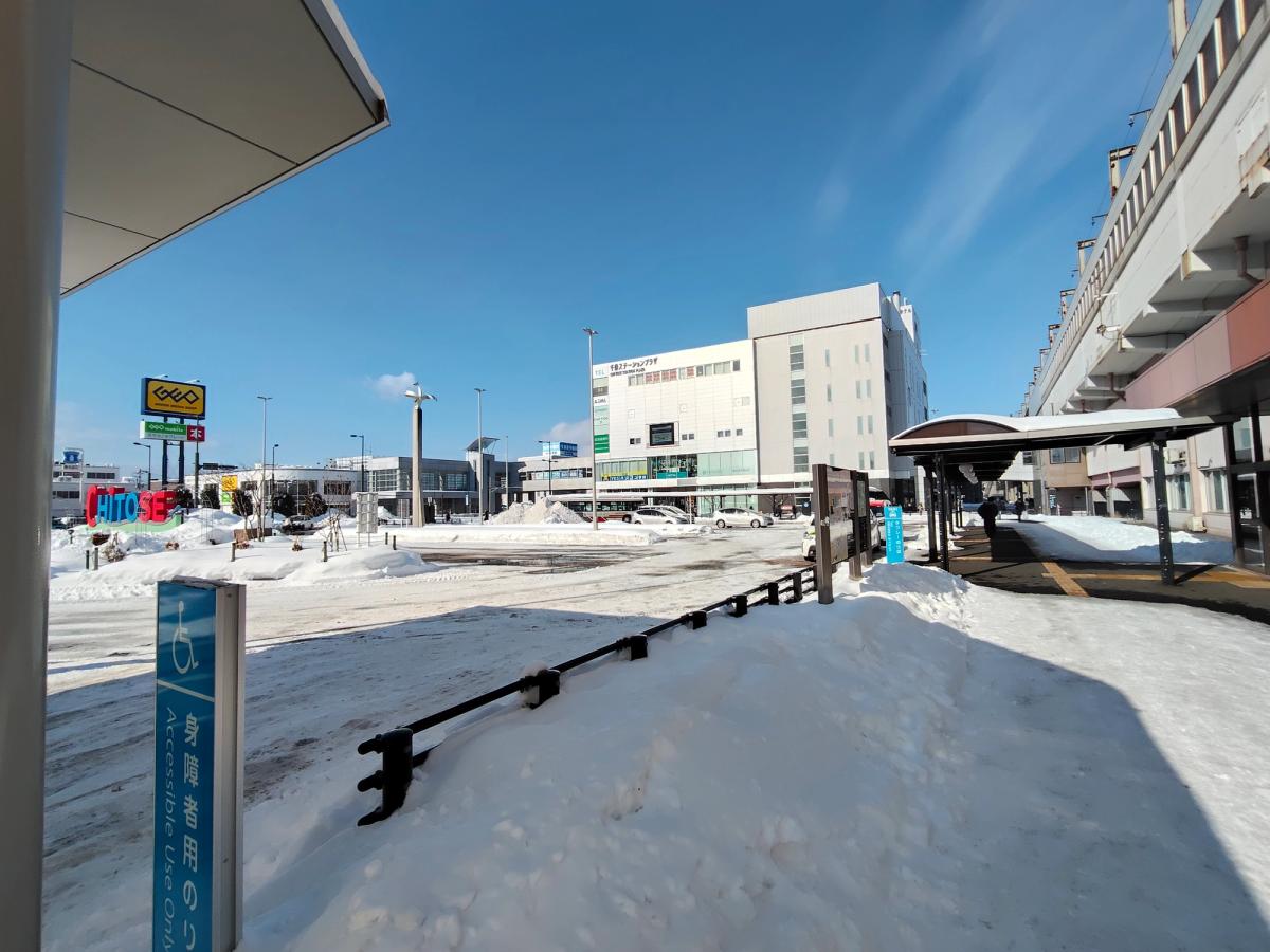 雪に包まれた千歳の街