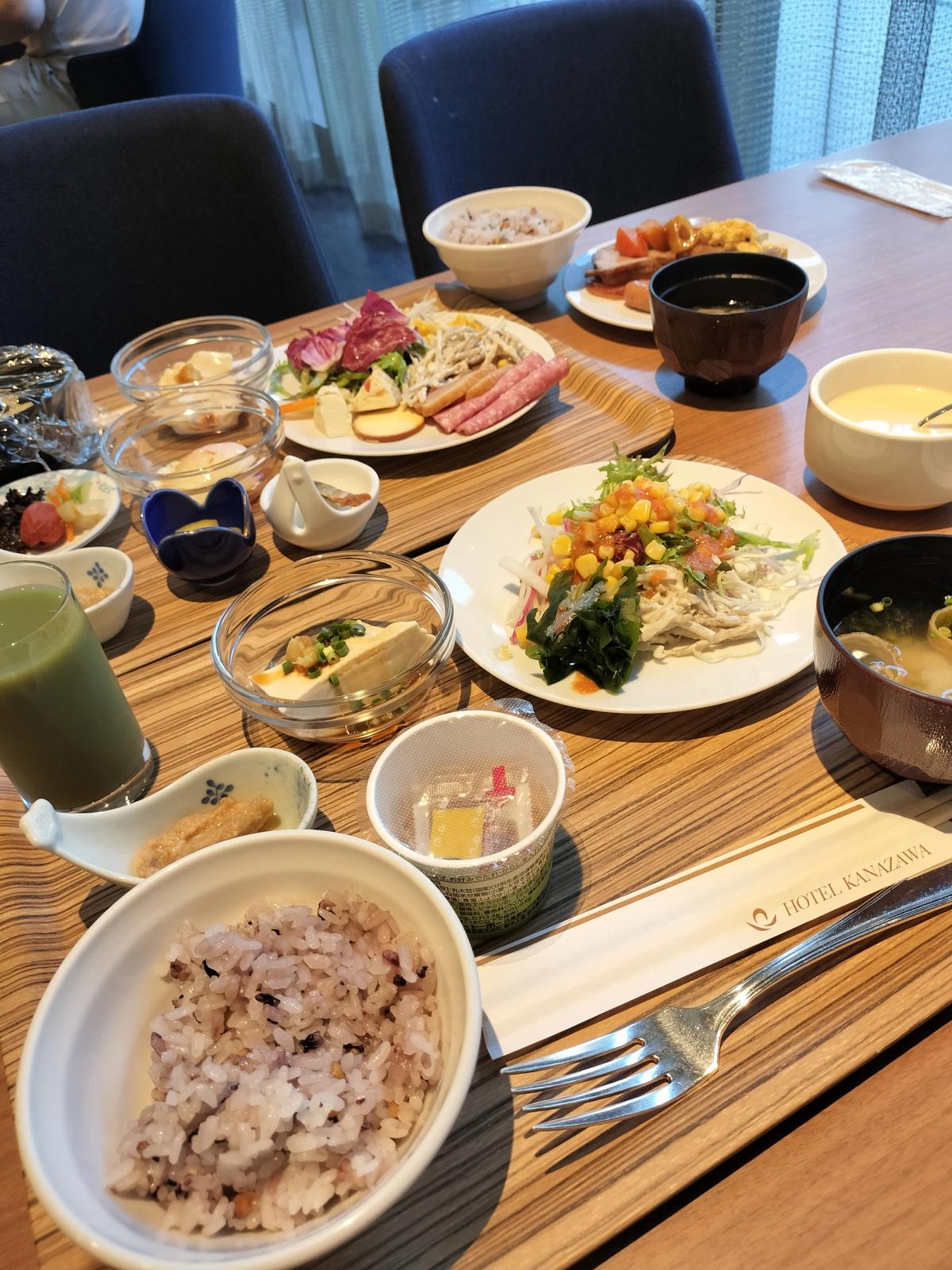 ホテル金沢の和の朝食ビュッフェ