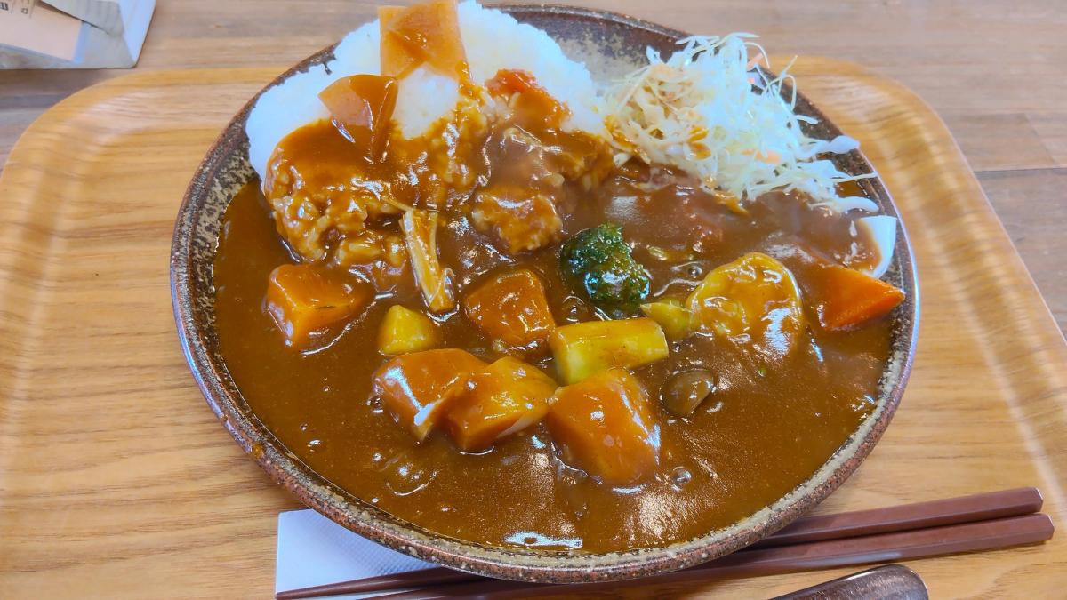 ふる里農園のレストラン「ちぼり」の野菜カレー
