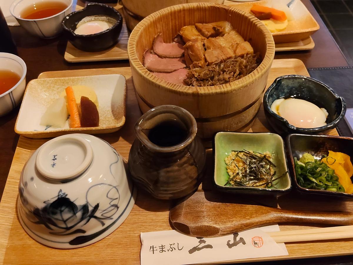 牛まぶし三山の牛まぶし御膳
