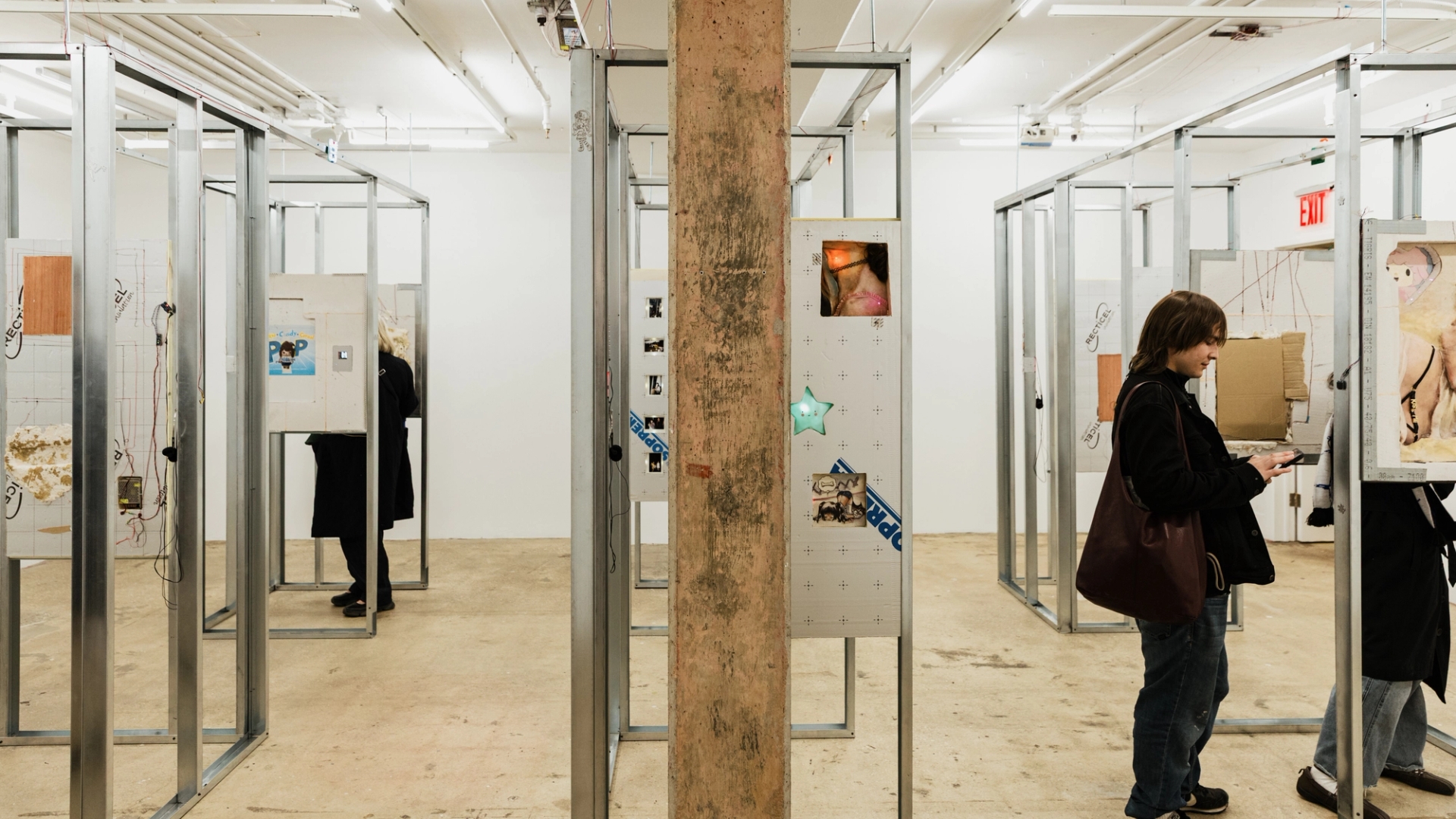 Mona Filleul: Sissy Institute