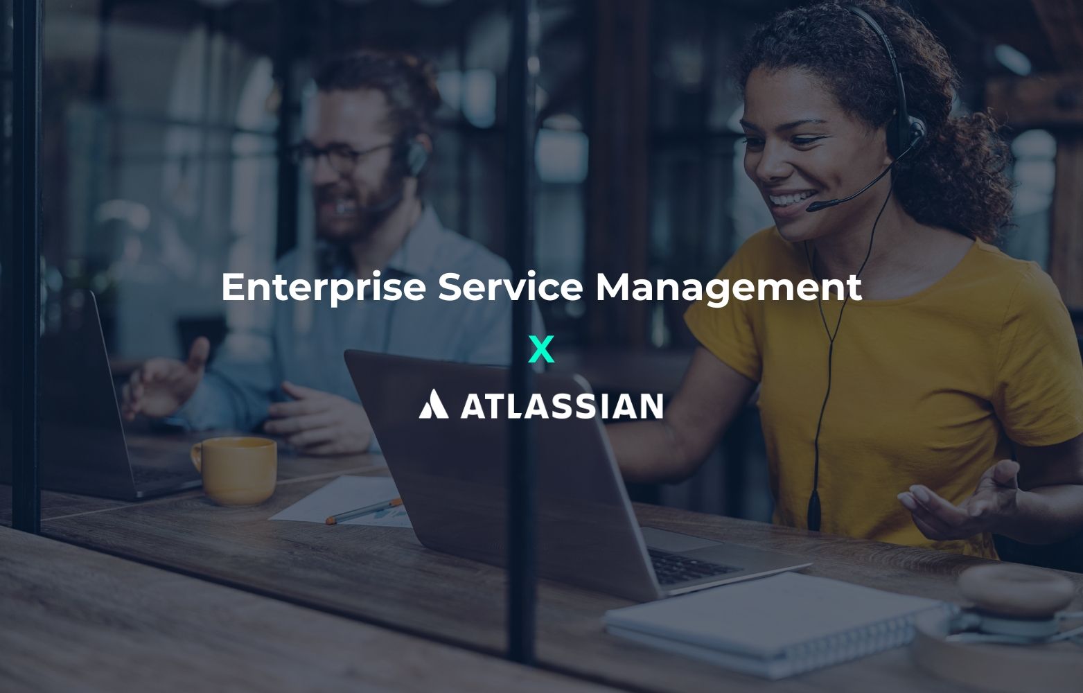 Titelbild: Enterprise Service Management mit XALT und Atlassian Logo auf dunklem Hintergrund.