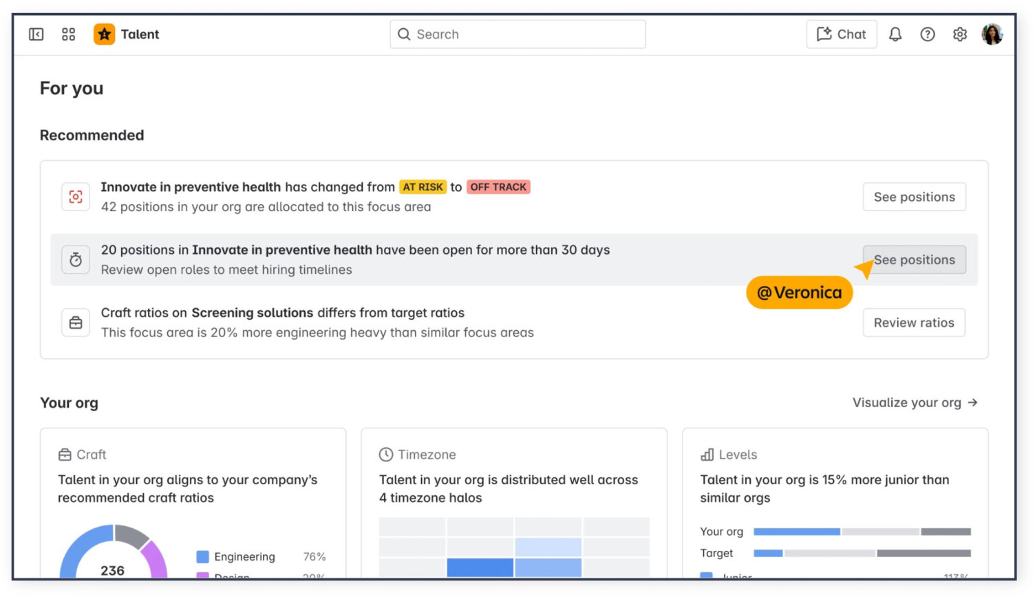 Screenshot der Atlassian-Talent-App: empfohlene Hinweise zu offenen Stellen und Zielabweichungen, darunter Kacheln zu Craft, Zeitzonen und Erfahrungsstufen im Team