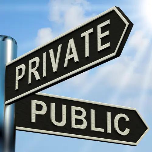 private-education-institution-vs-public-college