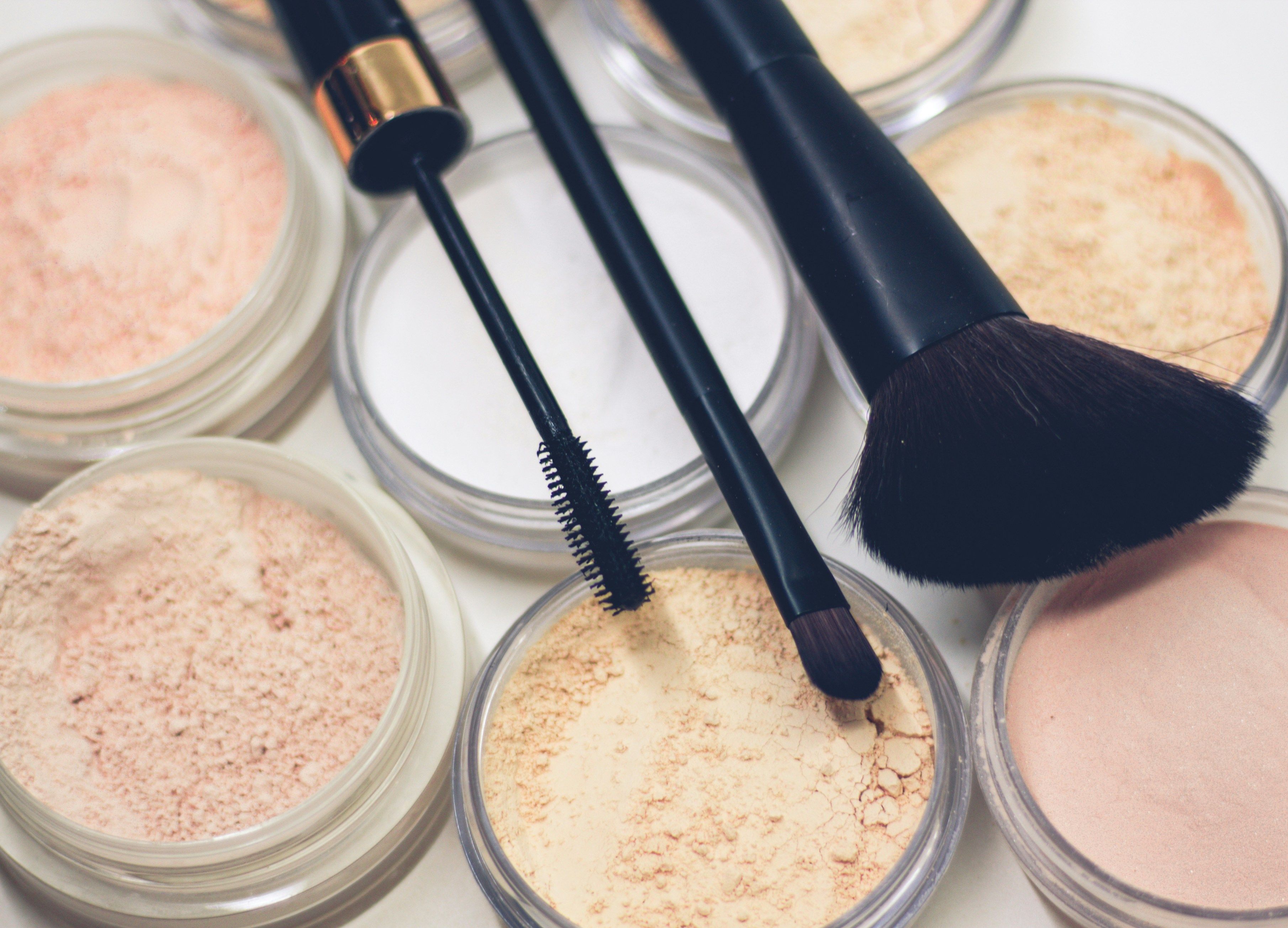 What is the Fees of a Makeup Artist Course?