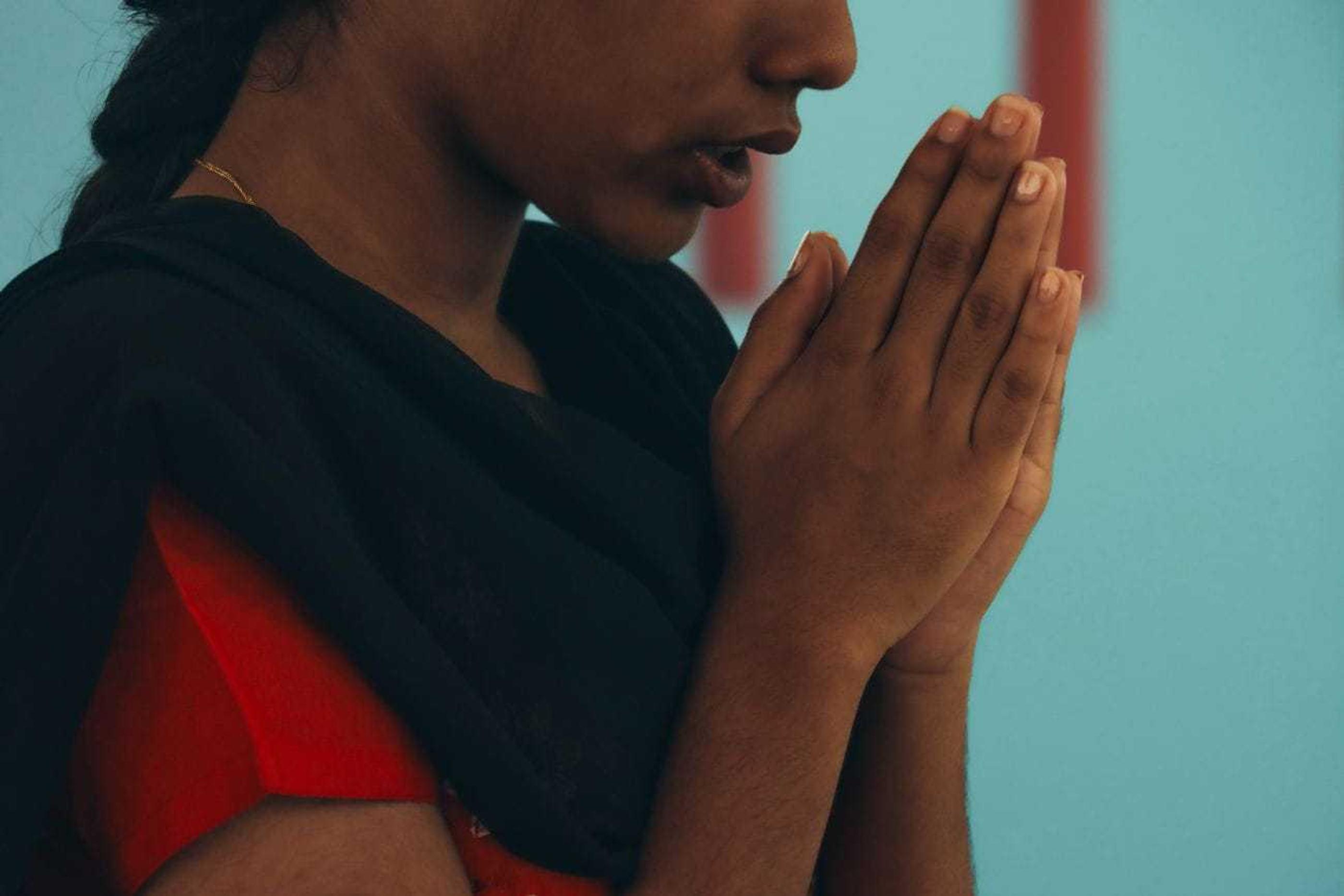 Urgent: Pray for Indian Christians under pressure to de-convert