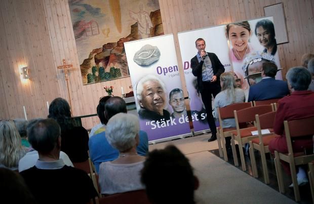 Få Open Doors-besök i er församling