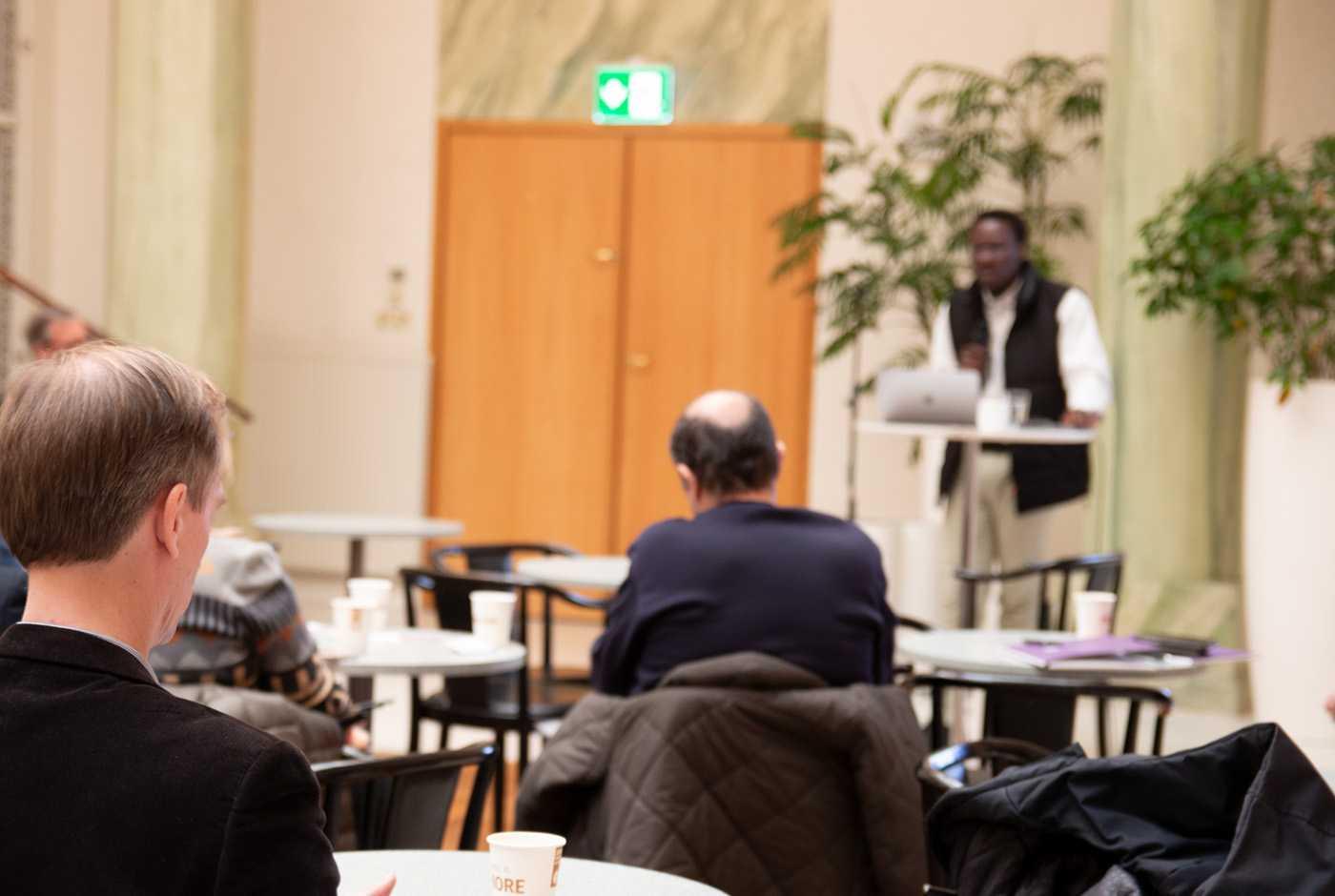 Pastor från Nigeria besökte riksdagen
