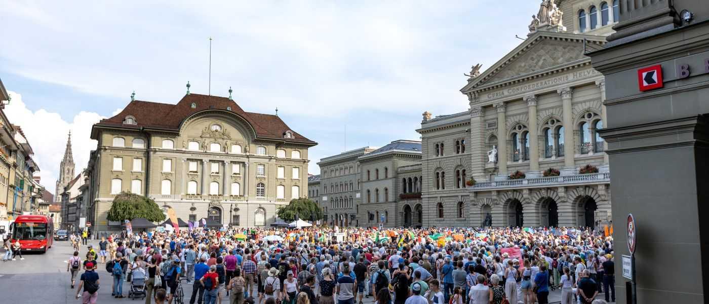 Bern: Über 1000 Menschen versammelten sich auf dem Bundesplatz zur Unterstützung verfolgter Christen