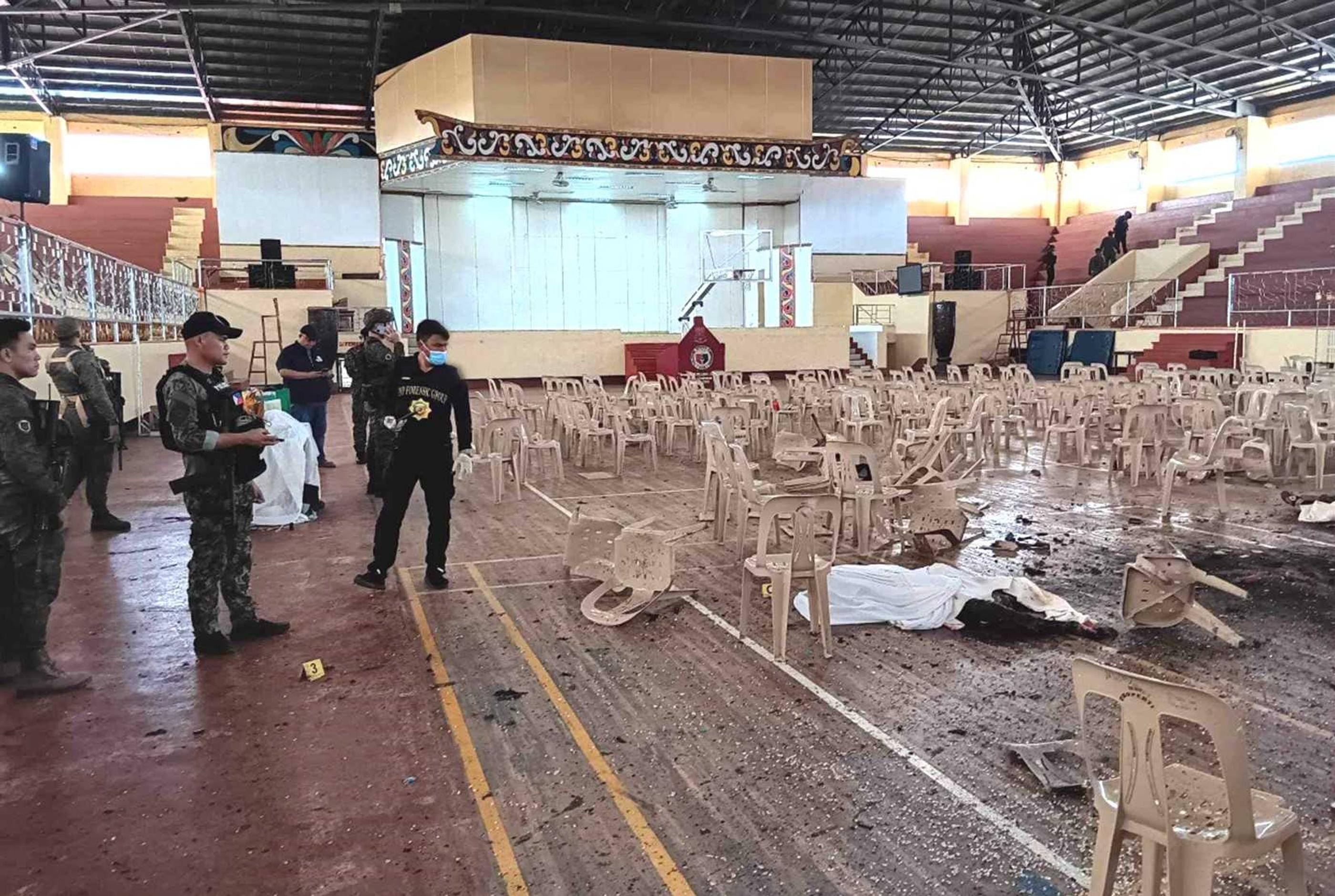 Four killed and many injured in bombing of Christian service at Philippines university