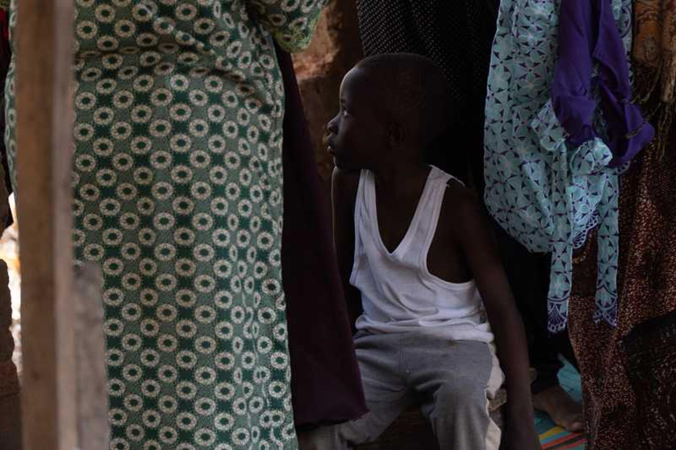Hakuri's son among a crowd