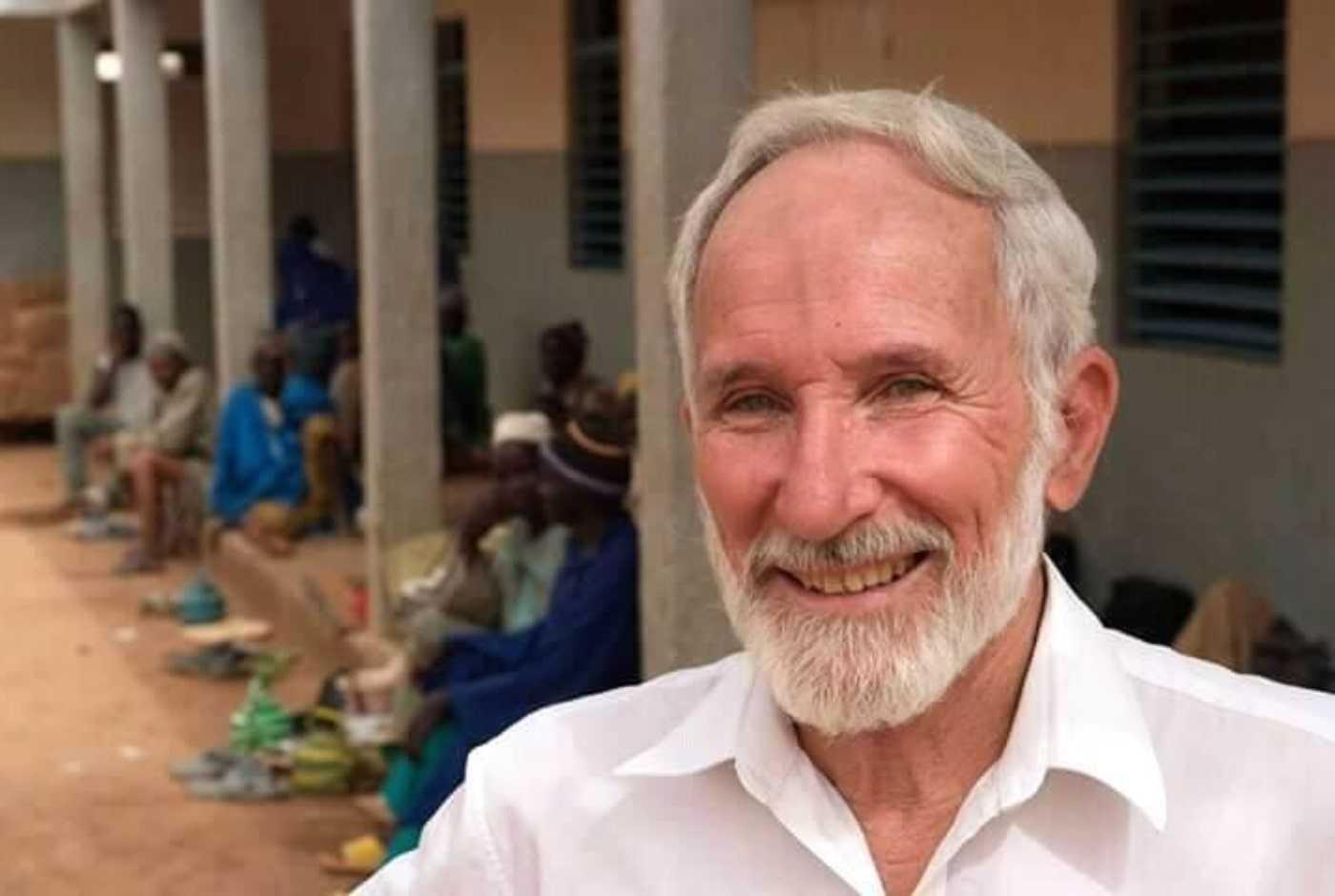 Liberado el médico cristiano Ken Elliot en Burkina Faso