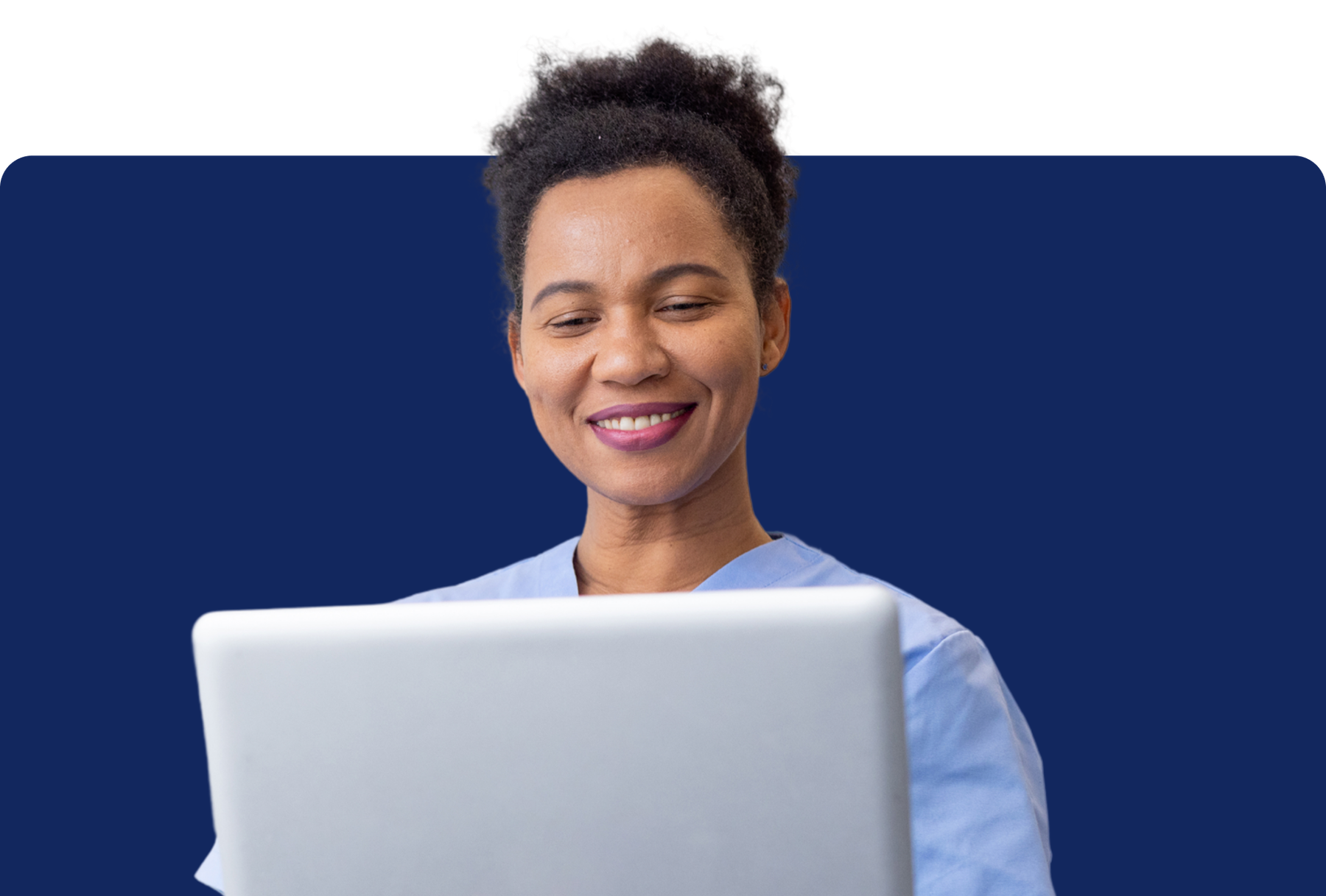 smiling lady on laptop