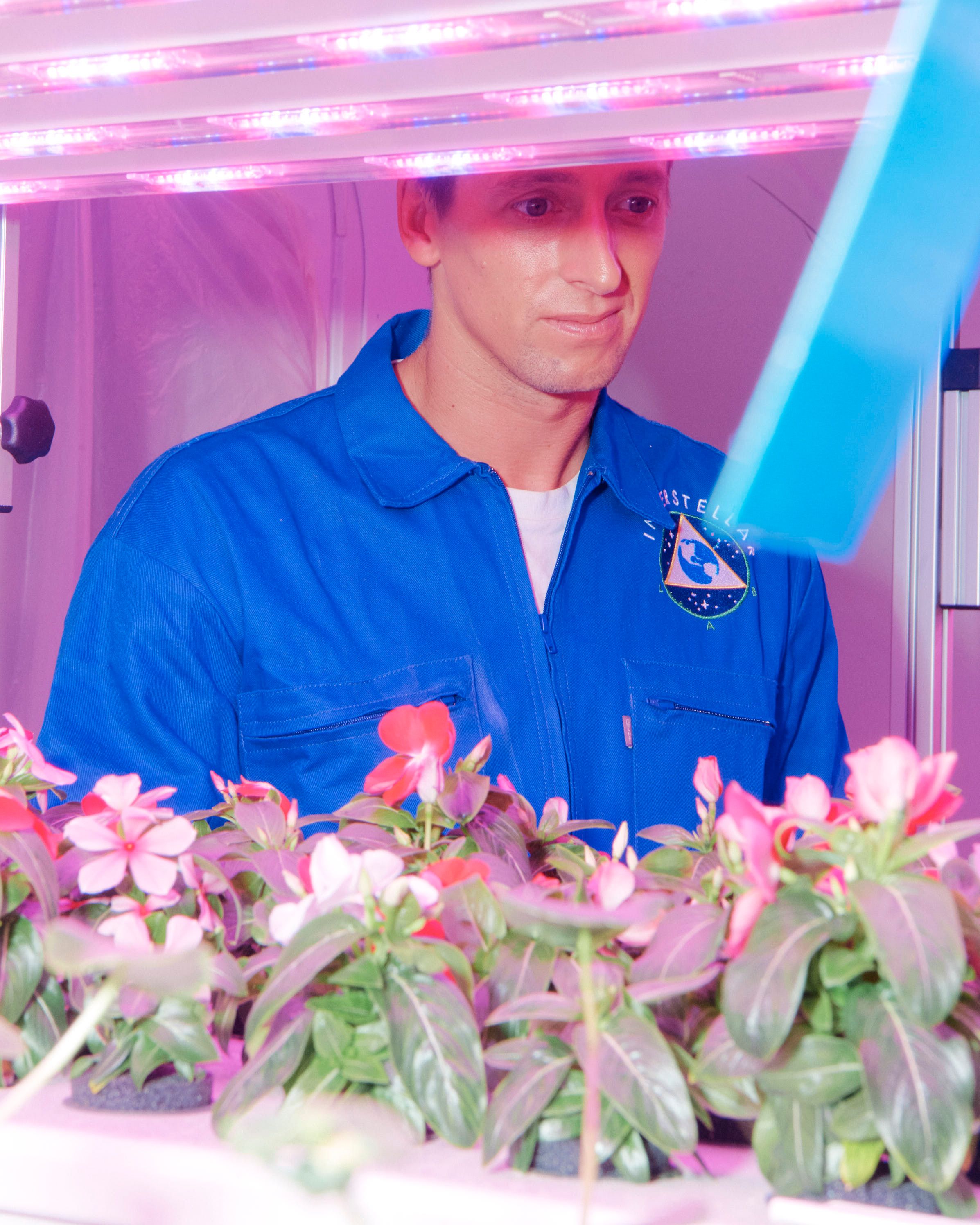 Jim & Periwinkles inside Model One