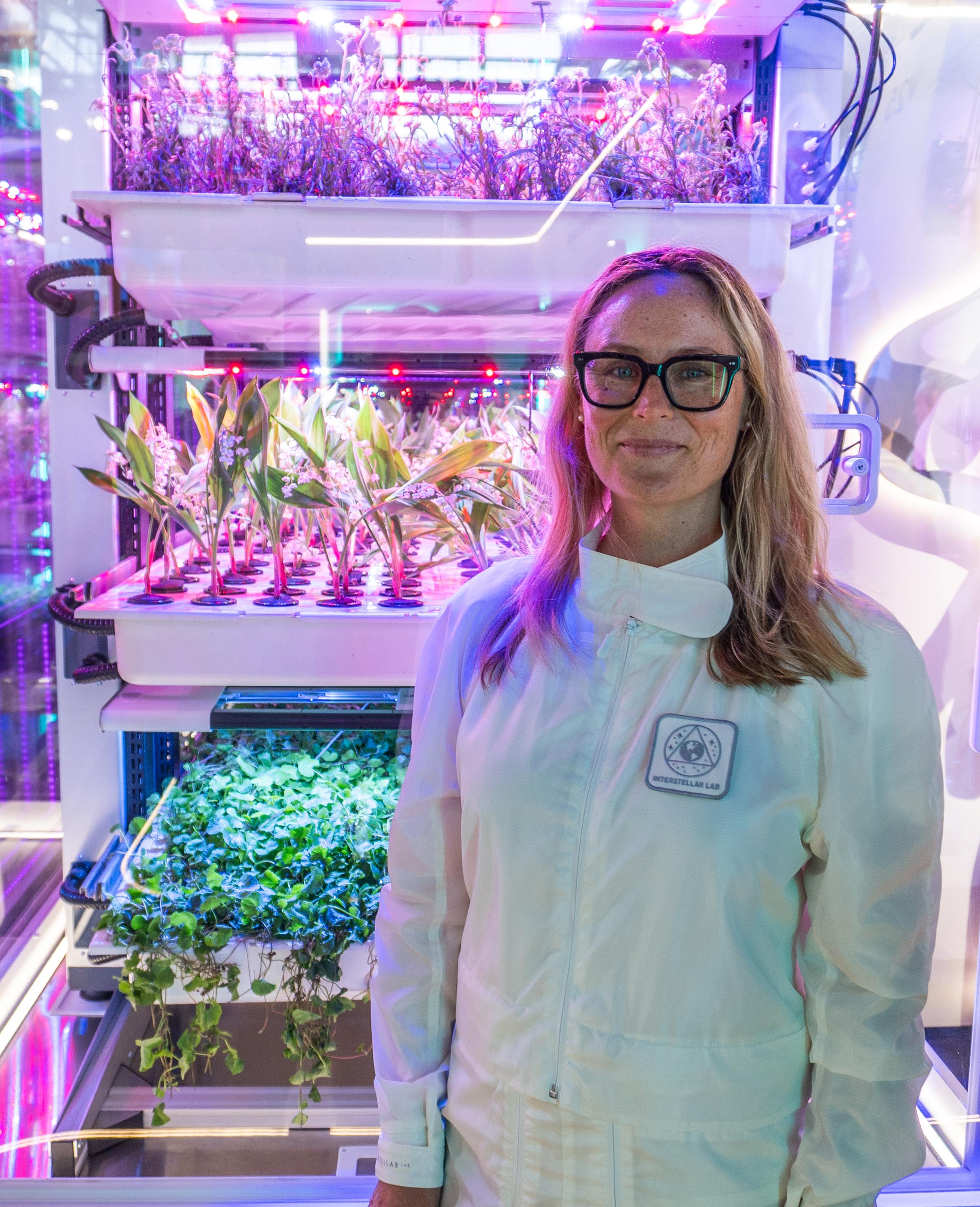 Janelle in front of Sirius.