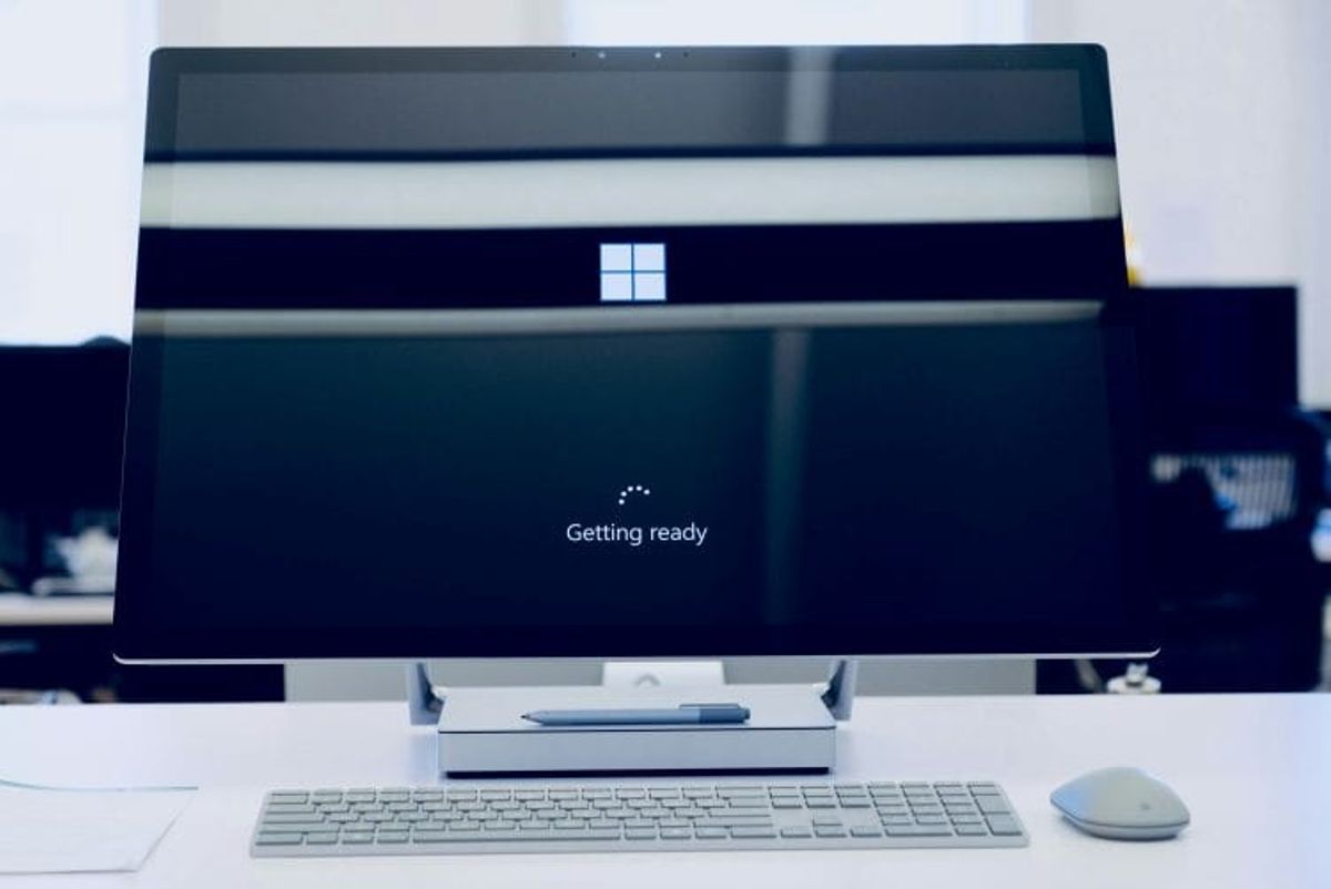Computer screen displaying Windows logo booting up