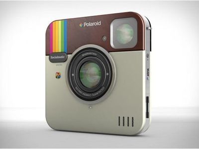 Social media marketing dashboard showing ways to get more followers on instagram