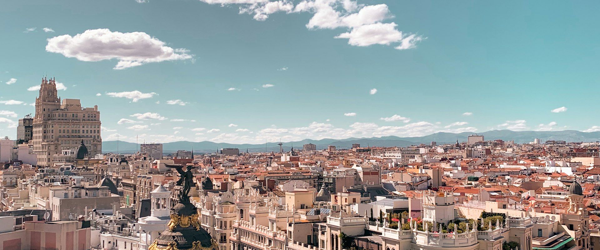 Nashville Tennessee downtown Broadway at night - Public Relations in Nashville