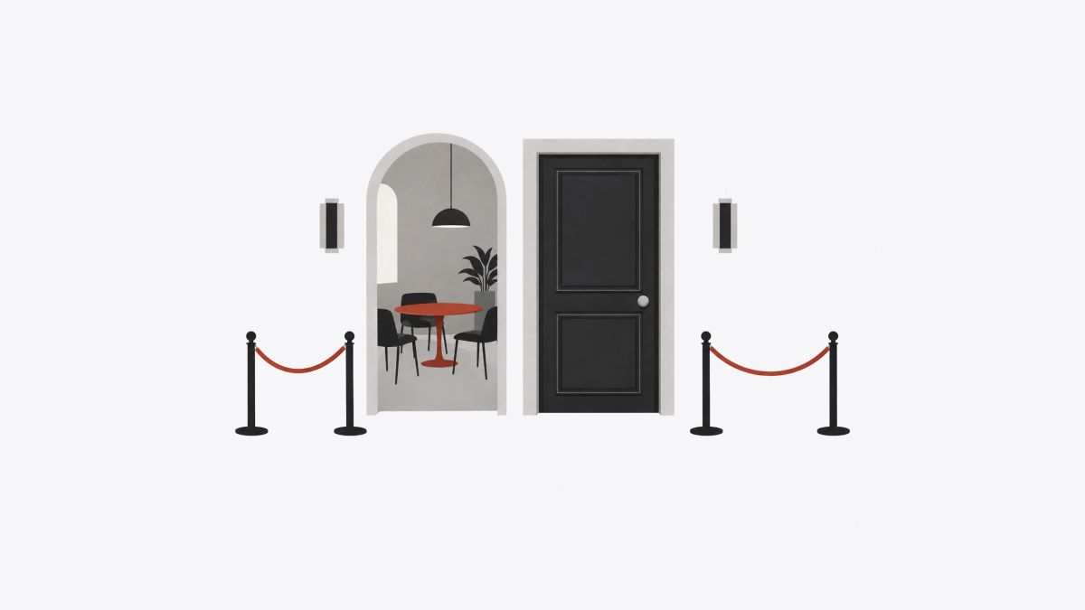 Illustration: A few people hear first, in a room of their own sales team; largest customers; one trade reporter. Brief them before the doors open