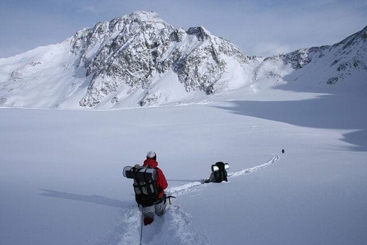 winter hike, snowy mountain, alps