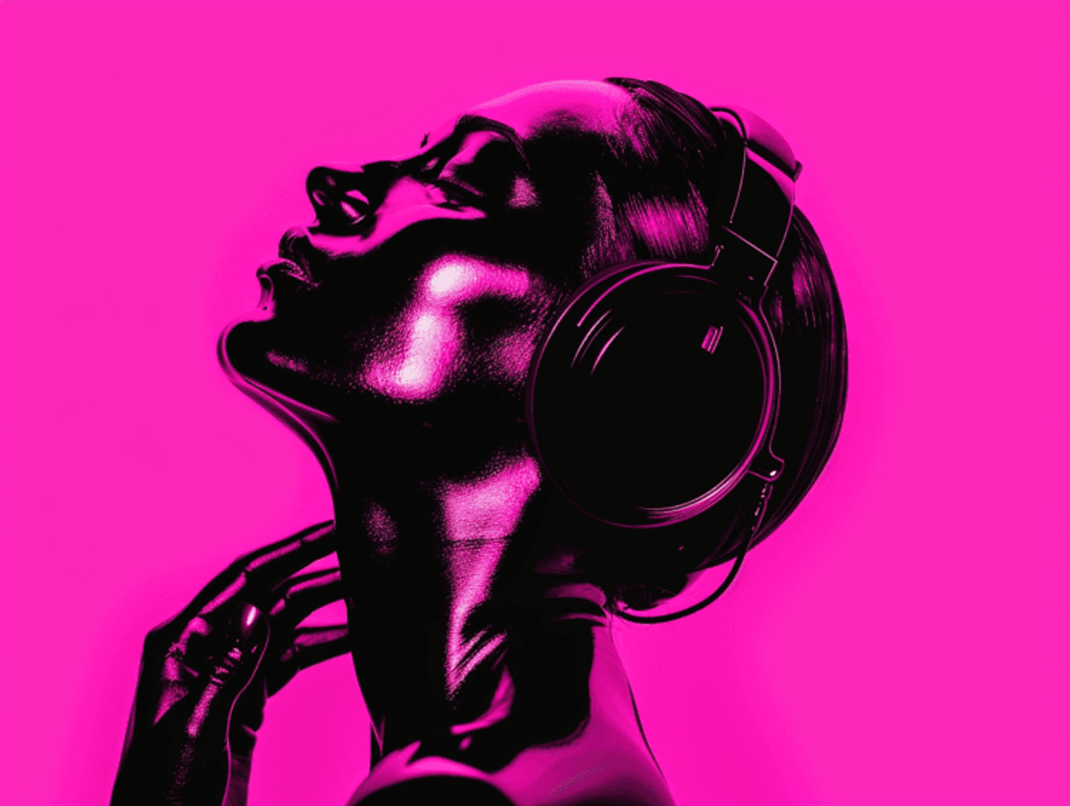 Monochrome silhouette of woman with headphones.