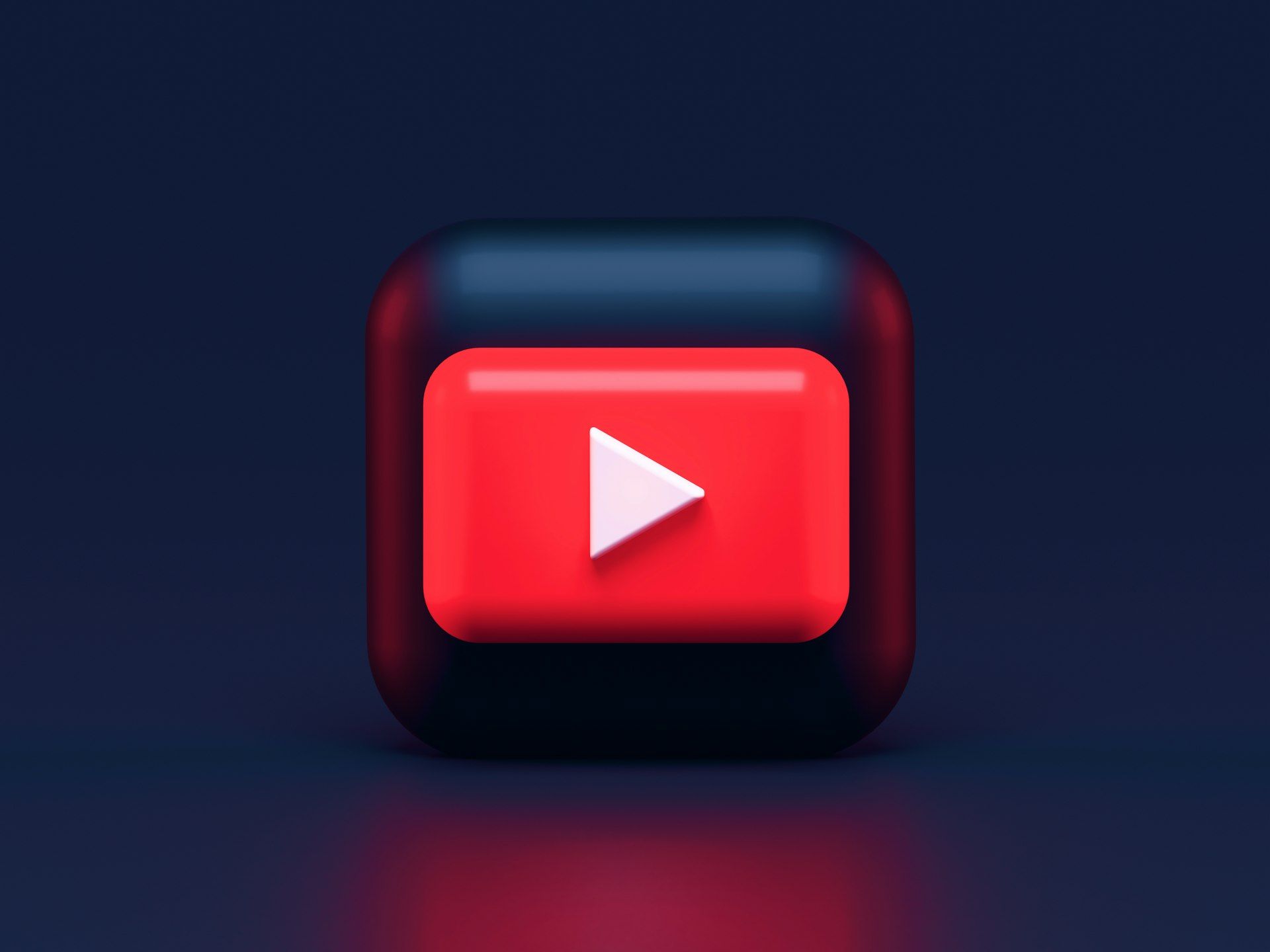 YouTube play button on screen - Best YouTube video promotion services