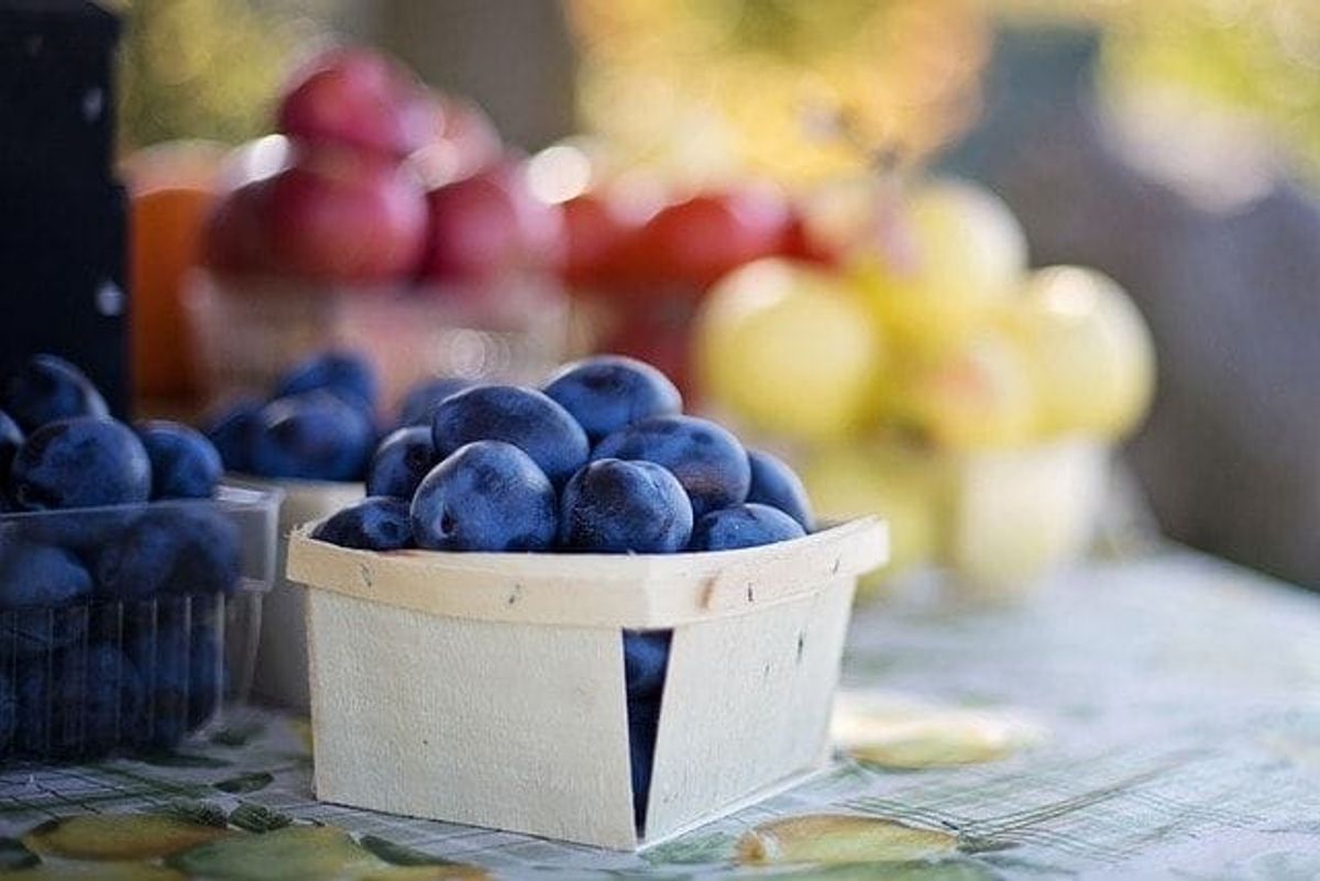 fruit, plums, fruit market, music promotion services, music marketing, spotify music promotion