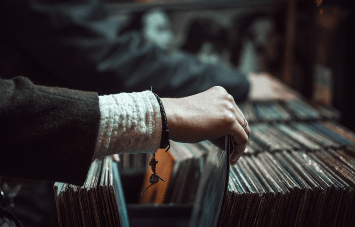 Visual representation of The Vinyl Revival That’s Turning Listeners into Collectors concepts