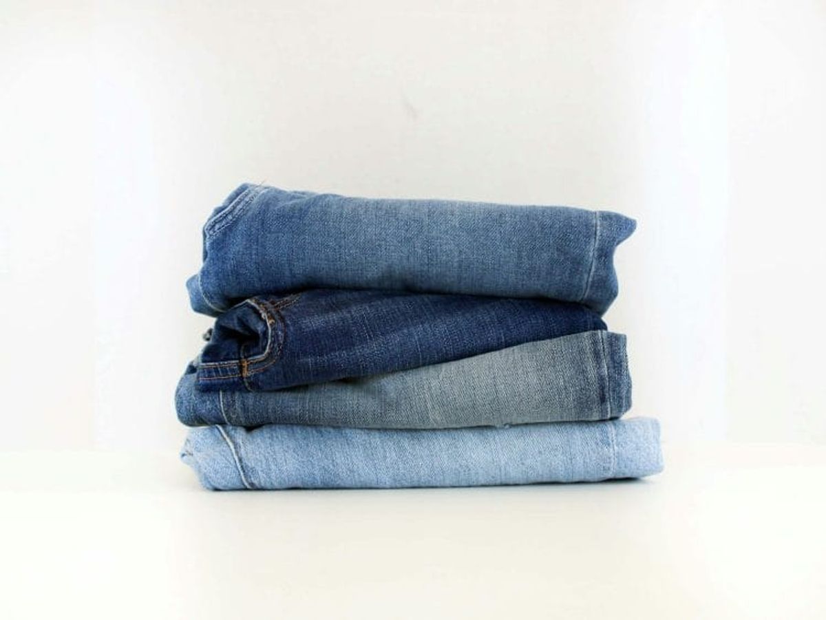 Supporting image for How Sydney Sweeney and American Eagle Revolutionized Denim Marketing