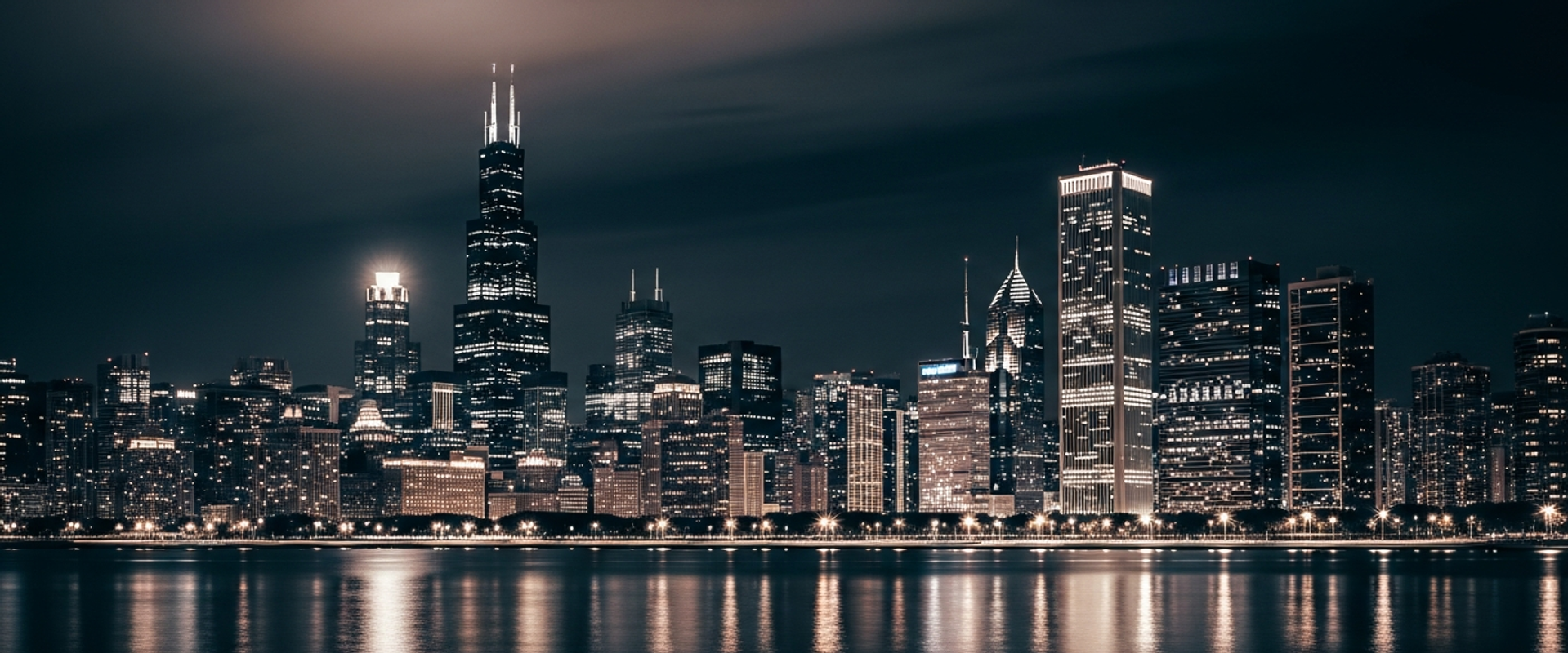 Social Media Management in Chicago - Illinois skyline