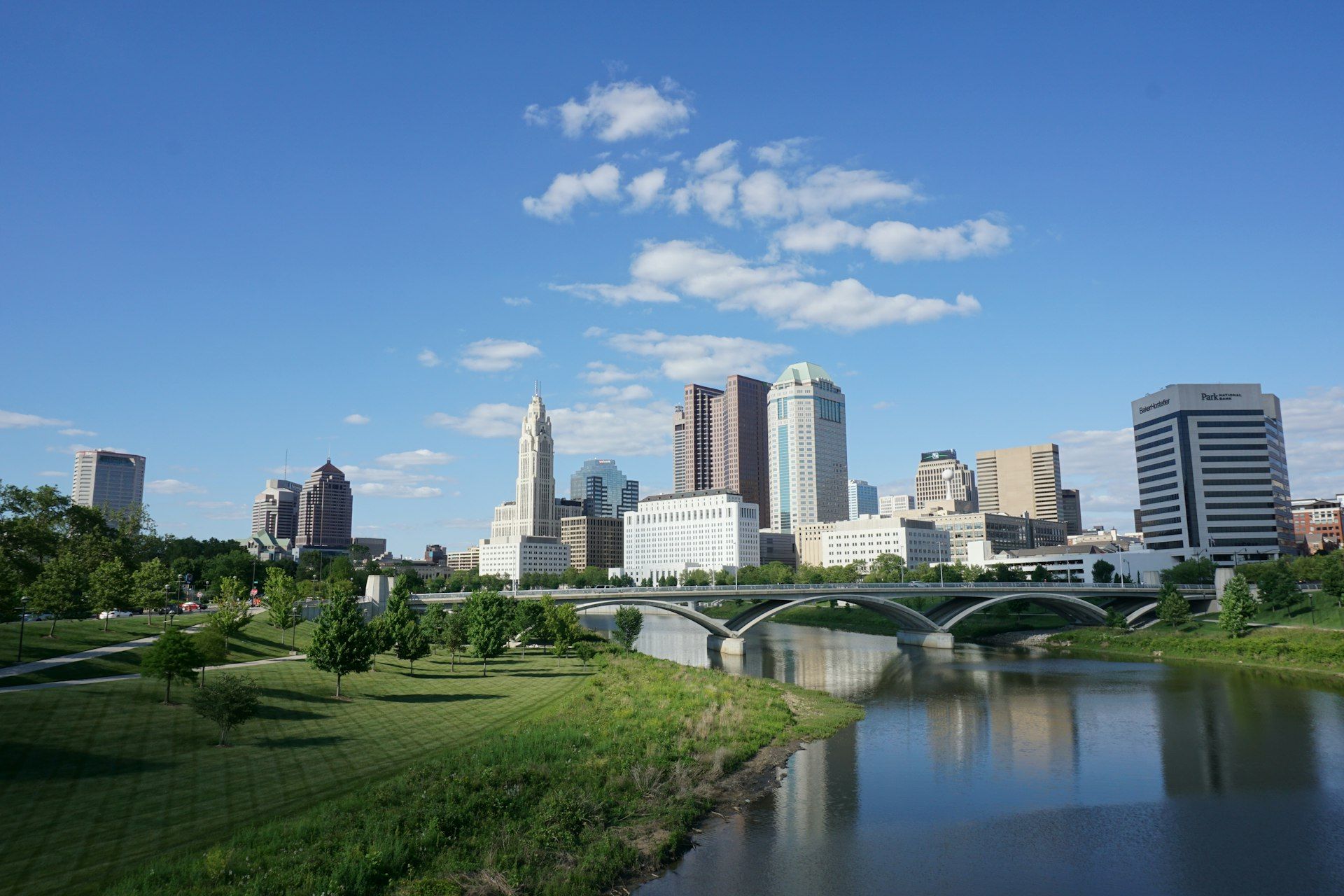 Columbus Ohio skyline with bridge over the Scioto River