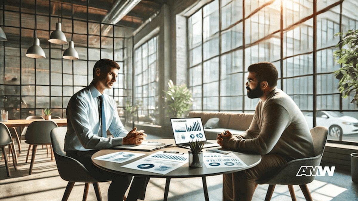 marketing team structure, content marketing, hiring managers, support sales, internal communications, company's brand