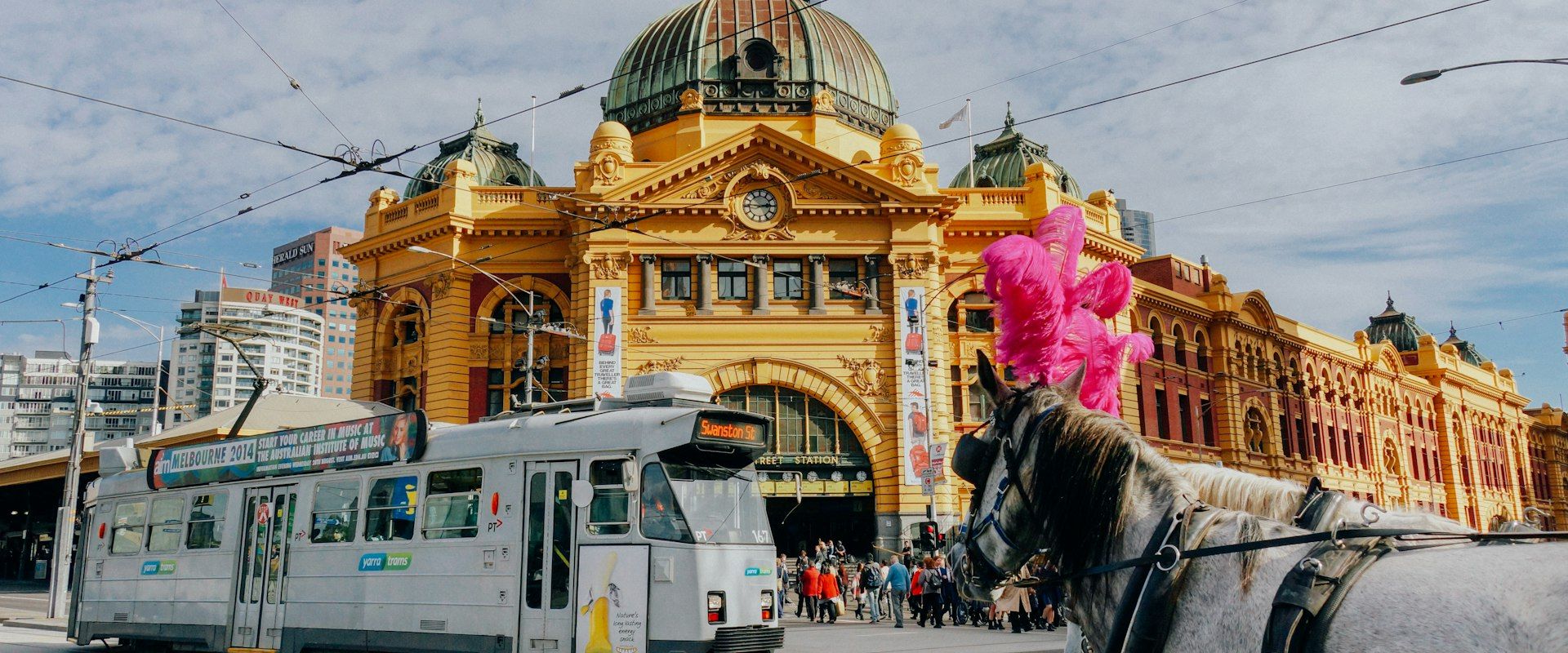 Melbourne Australia city skyline along the Yarra River