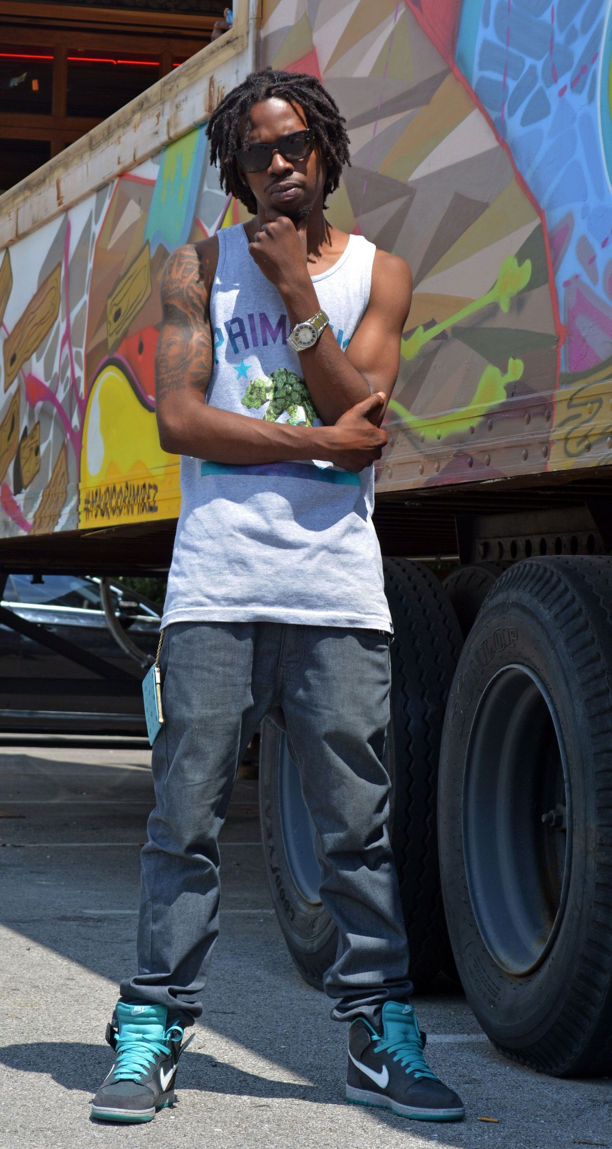 Music industry professional working on chicago’s philosopha drops all i know single and music video