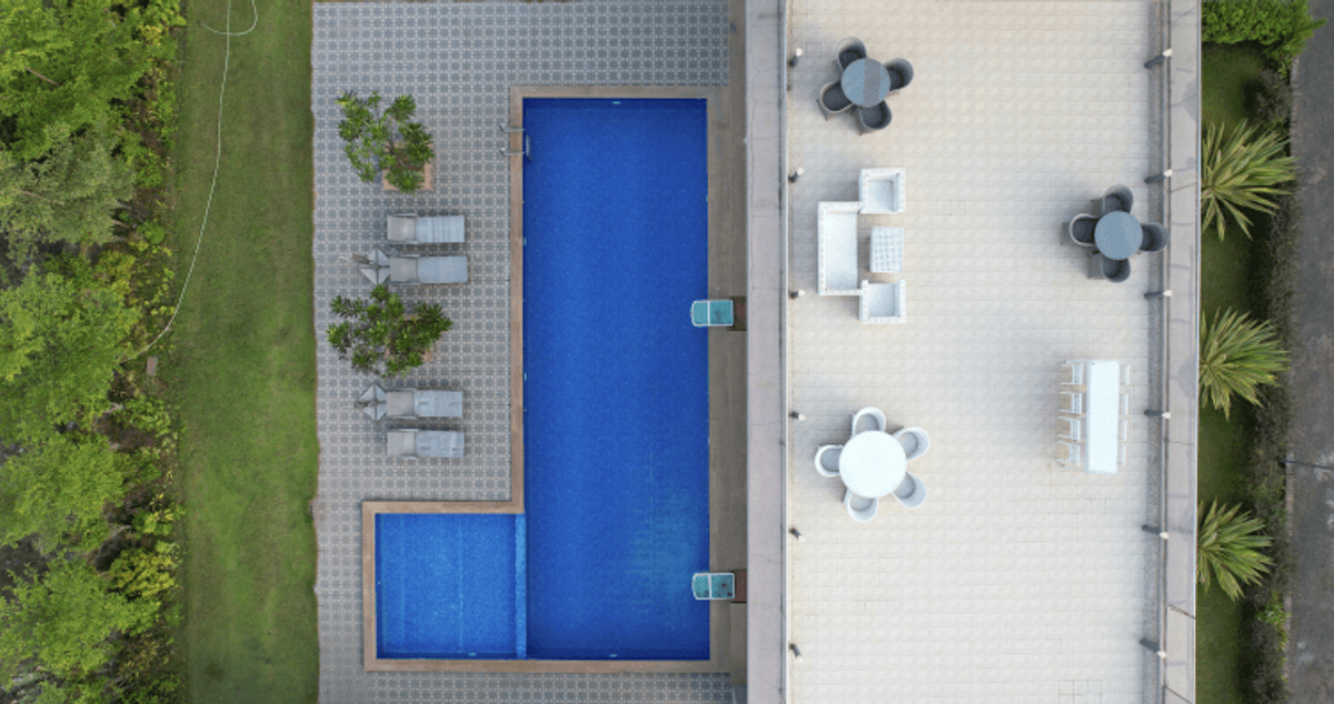 Key visual for Airbnb Experiences at the Heart of Personalized Travel