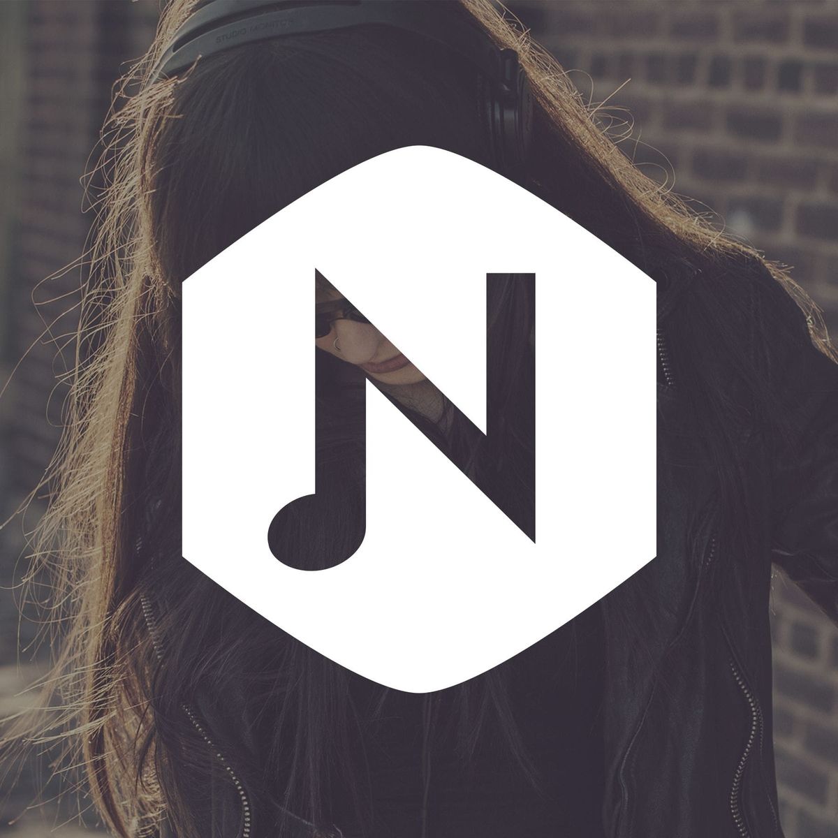 Music industry professional working on nusiki's fan-to-fan song sharing app is the 'instagram of music'