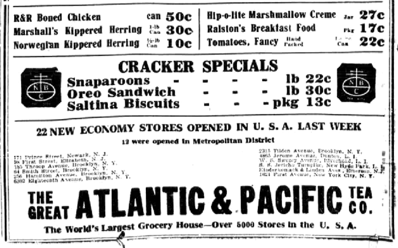 Black-and-white 1922 newspaper advertisement for the Great Atlantic and Pacific Tea Co. listing cracker specials, including Oreo Sandwich at 30 cents a pound, between two National Biscuit Company logos