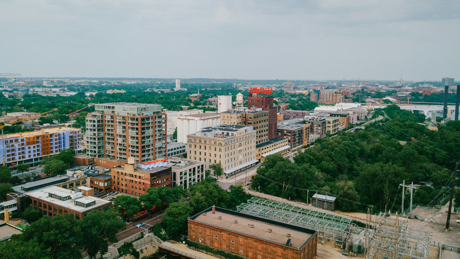Minneapolis, Minnesota skyline — Personal Branding in Minneapolis