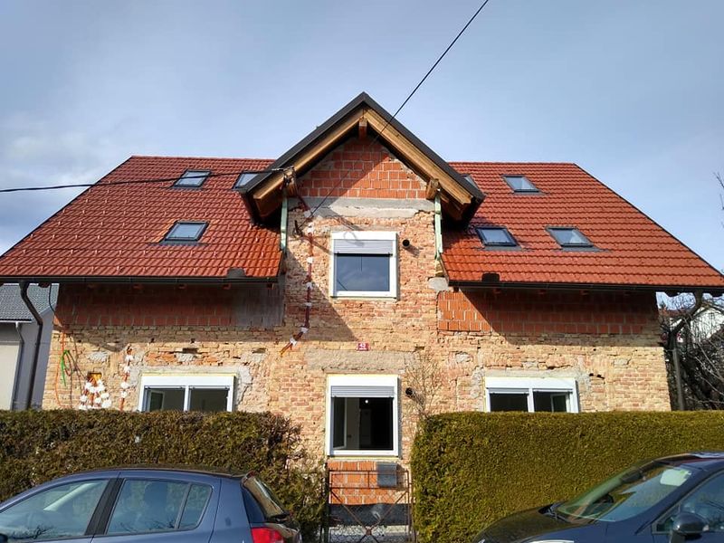Vgradnja treh VELUX oken