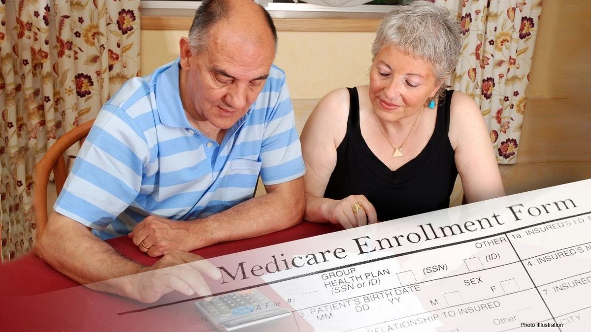 Retired couple signing up for medicare
