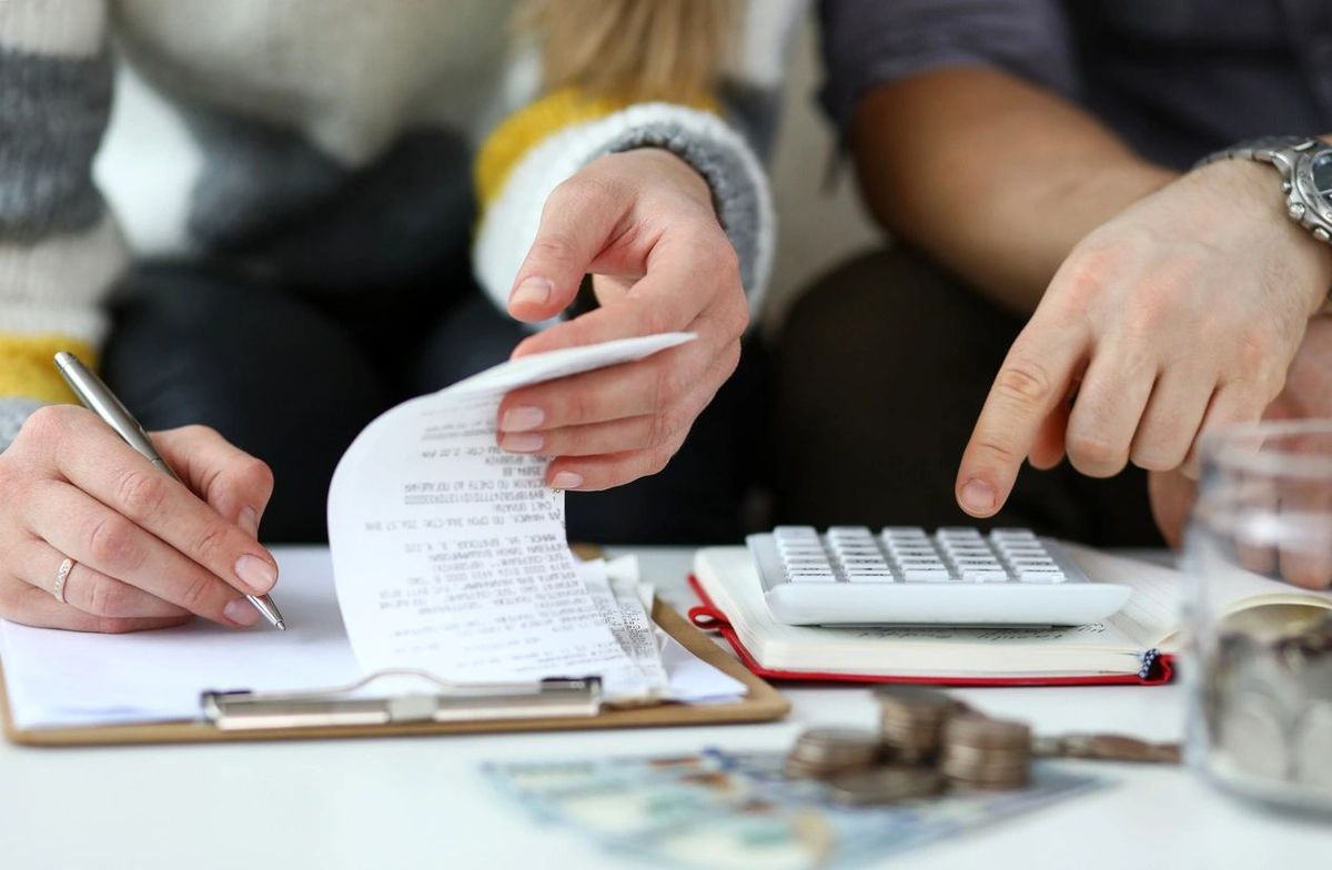 A couples handles crunching the numbers on their budget