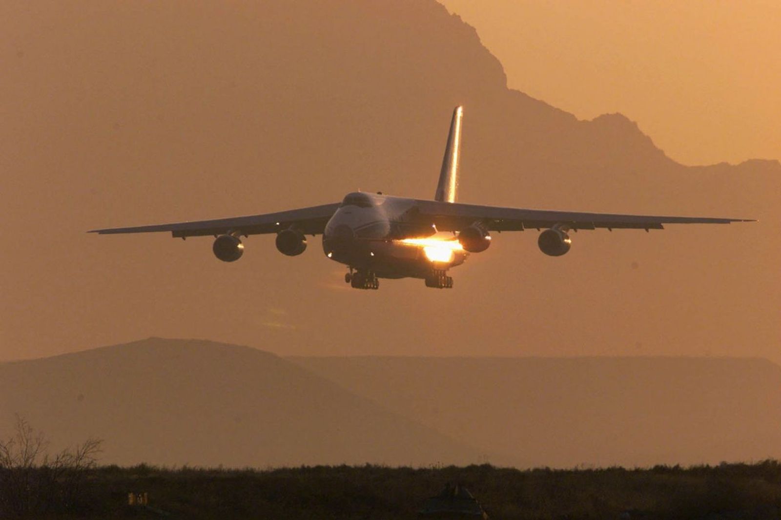 Plane landing