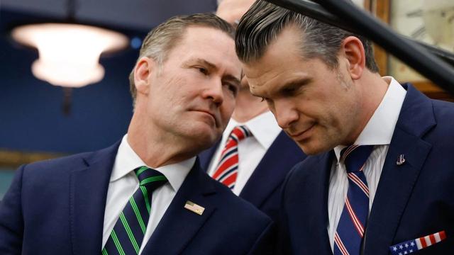 Trump officials shared war planning