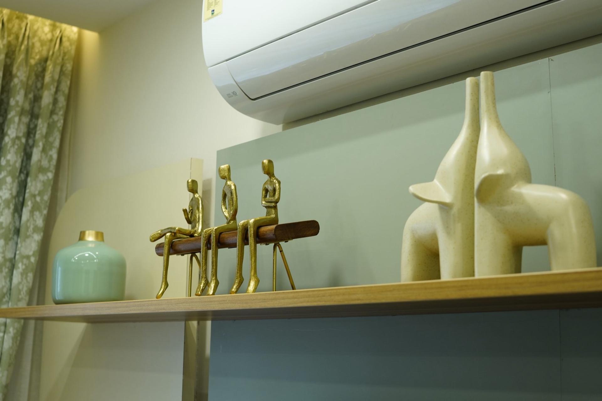 Naveen & Mounika - Luxury Interior Designers in Hyderabad, interior detail 11 by Simplify Home