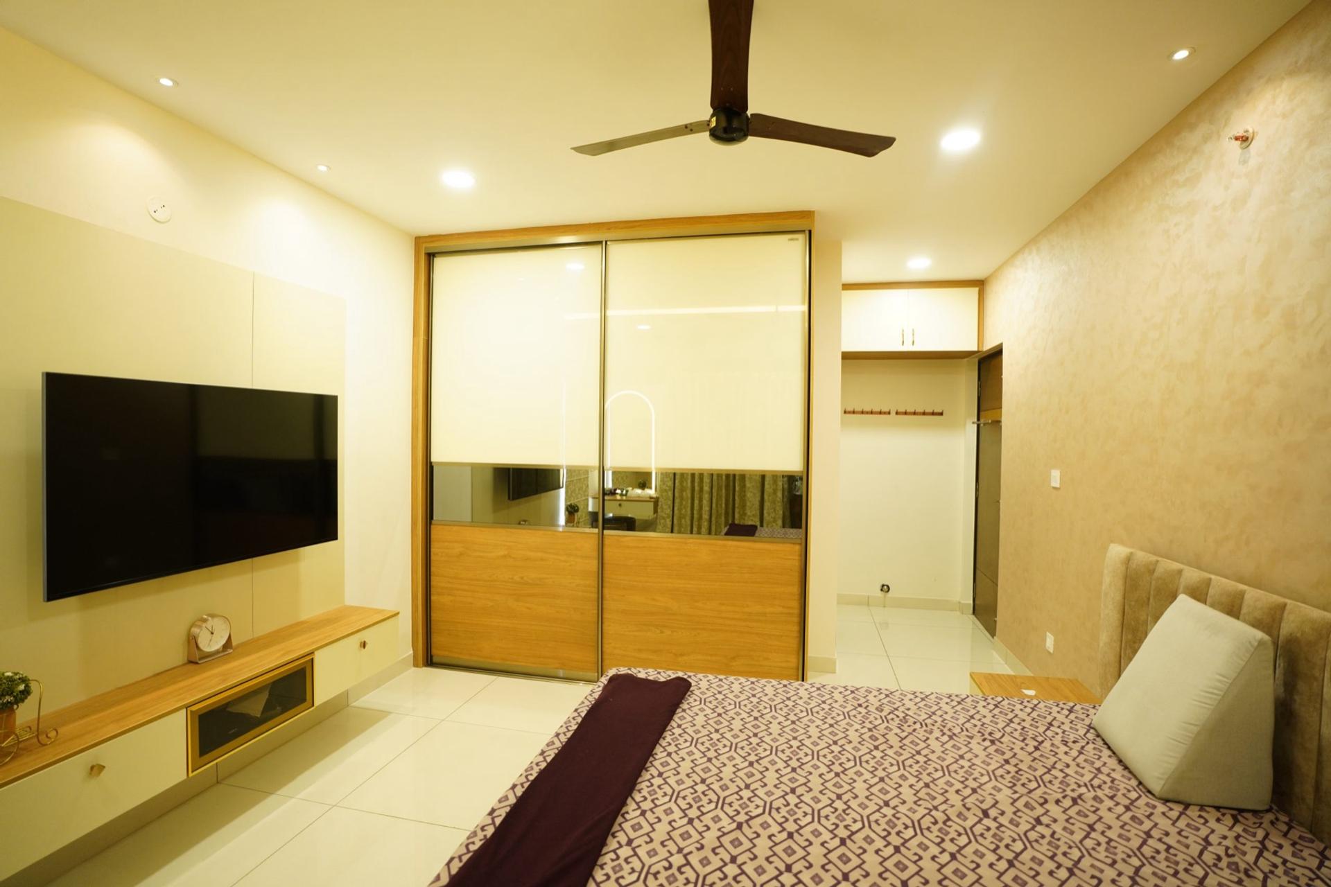 Naveen & Mounika - Luxury Interior Designers in Hyderabad, interior detail 4 by Simplify Home