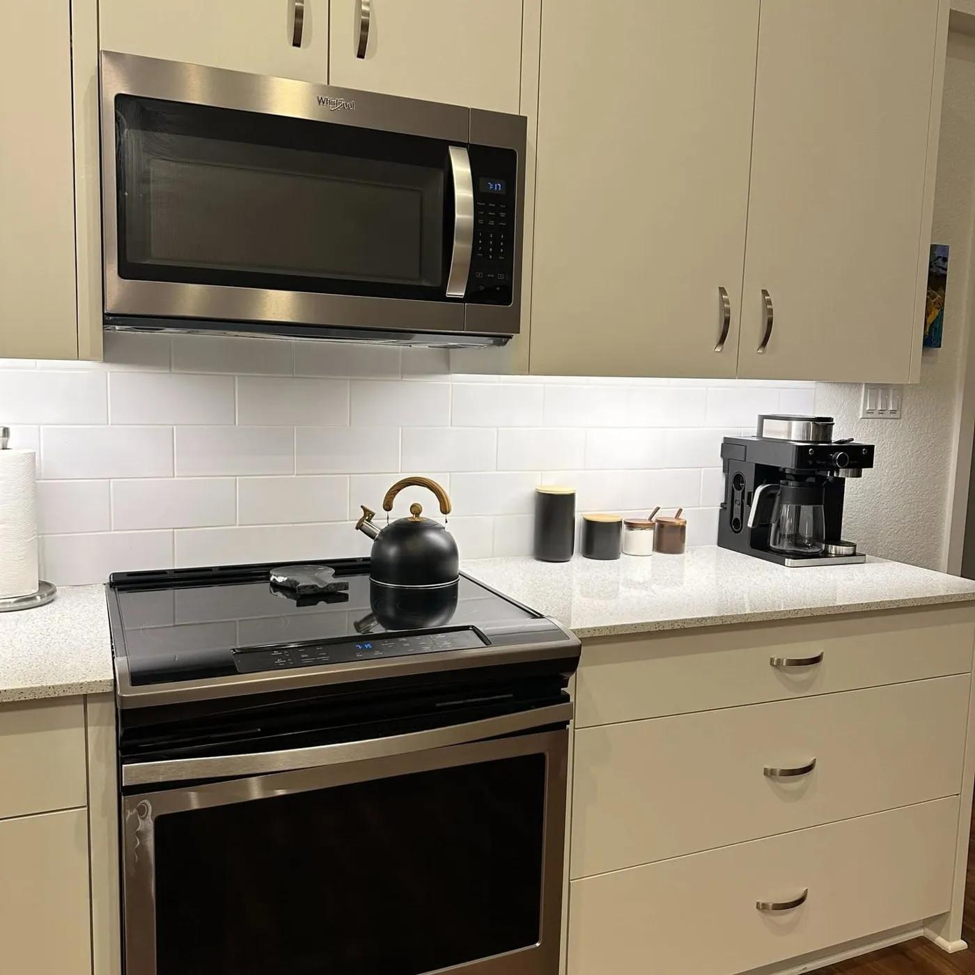 Kitchen after a detailed clean