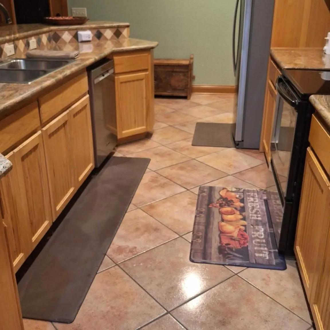 Clean kitchen and wood flooring