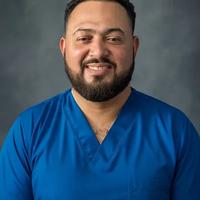 Dr. Ricard Araya